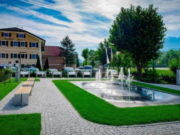 Andreas-Wieser-Channel-Front