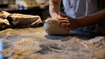 Brot backen am Gladerhof