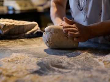 Brot backen am Gladerhof