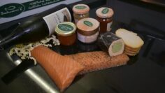 Oswald Held (Van den Berg) bei Peter Bachmann (Bachmann Lachs)